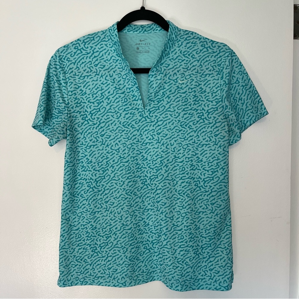 ⛳️ EUC Nike Golf Polo